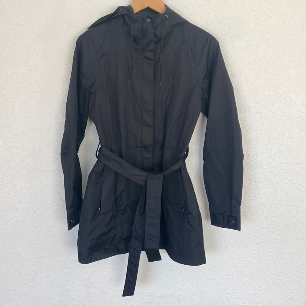 Columbia Black Omni-Shield Waterproof Rain Shell Jacket Size Medium